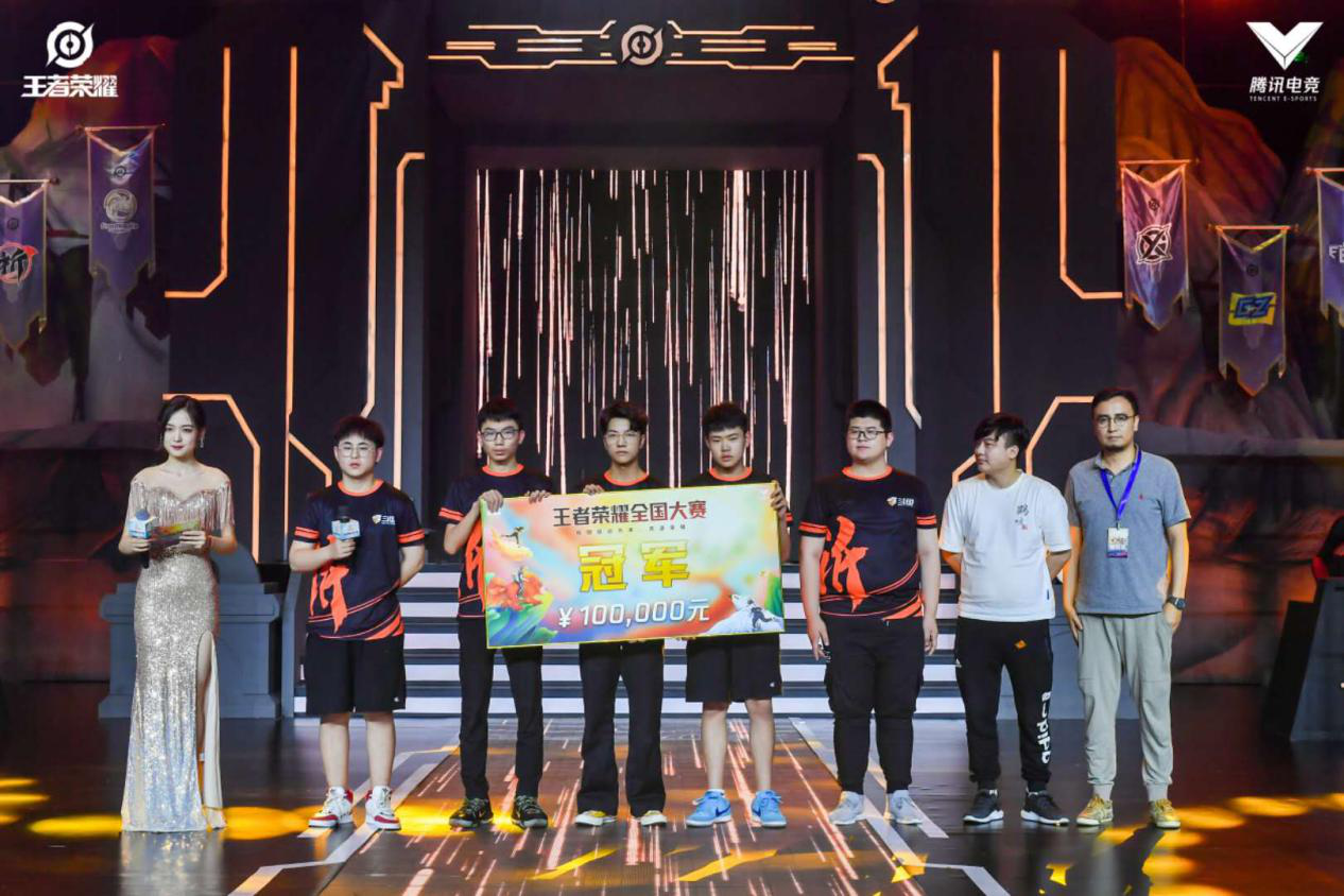 KPL夏季赛第八周亮点：周最佳选手与新锐选手闪耀舞台